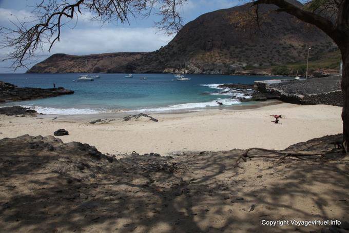 Santiago, Tarrafal, pequena praia - Cabo Verde