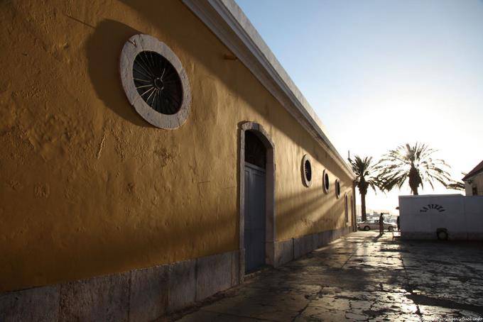São Vicente, Mindelo, sol e sombra - Cabo Verde