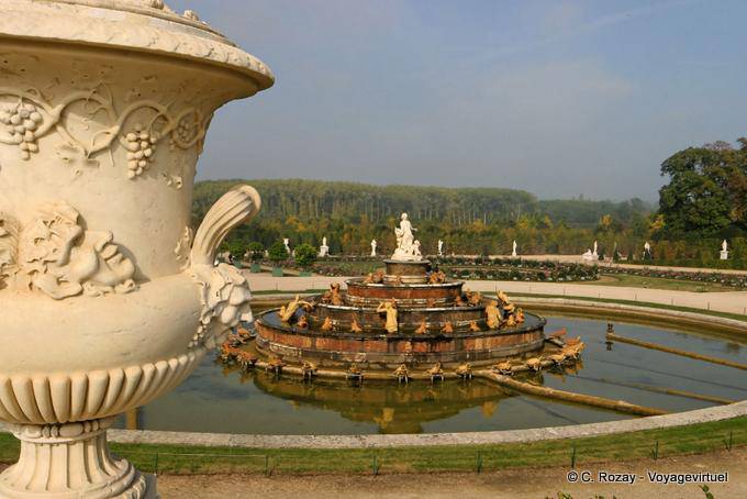 Ver Latona Fountain, Palácio de Versalhes