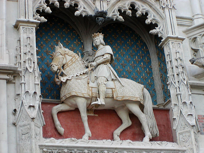 Estátua equestre de Louis XII, Blois, França.