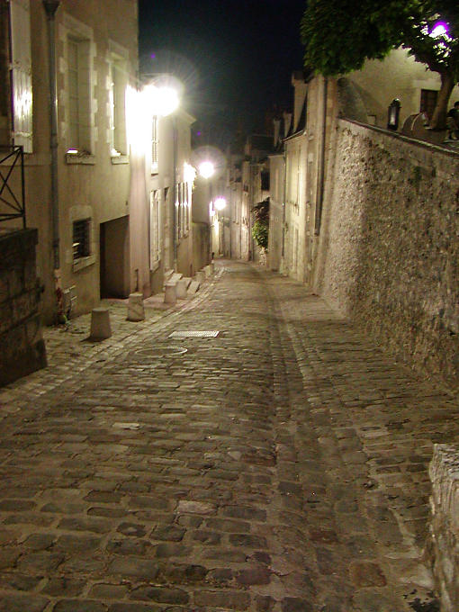 Cobblestone velho Blois, França.