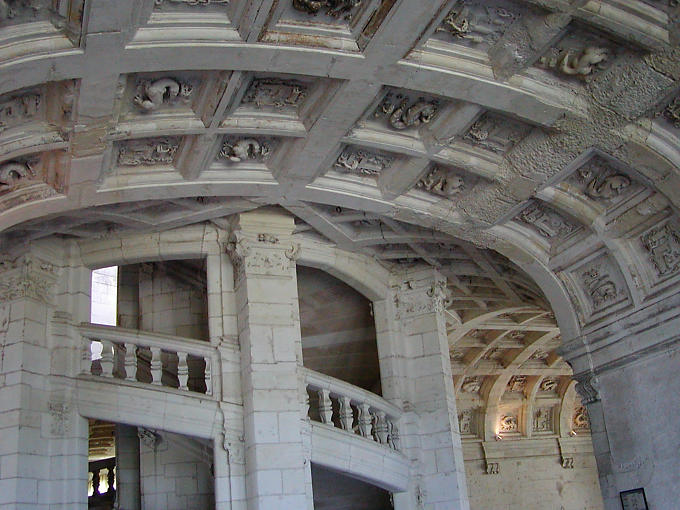 Abóbadas caixotão, Castelo de Chambord, França.