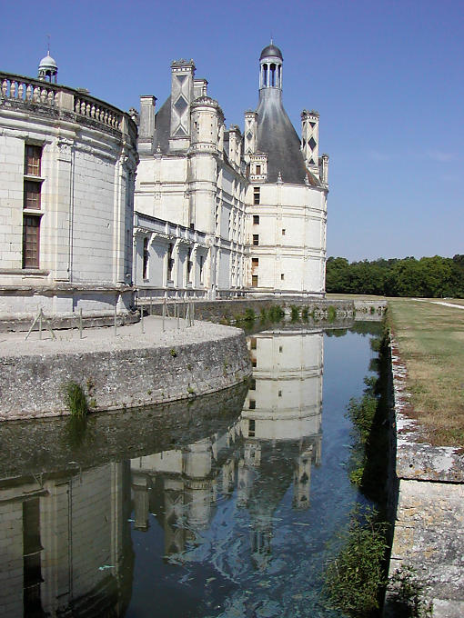 Reflexão no fosso, Chambord, França.