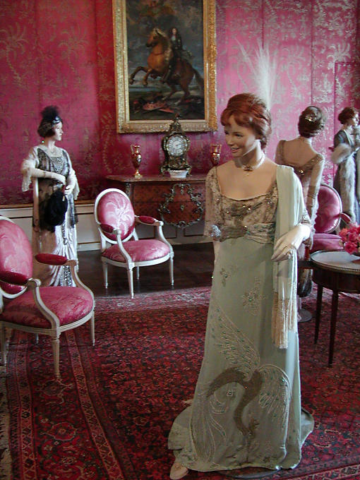 Reconstituição com trajes de época, Castelo de Ussé, França.