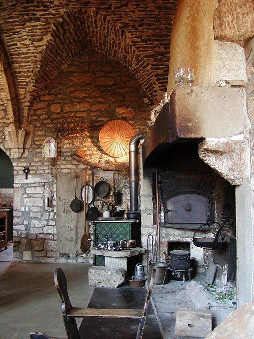 Cabalus, antigo hotel Abbey, Vézelay, França.