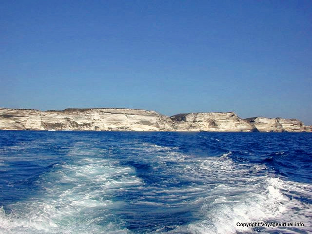 Bonifacio, falésias remotas, Corsica