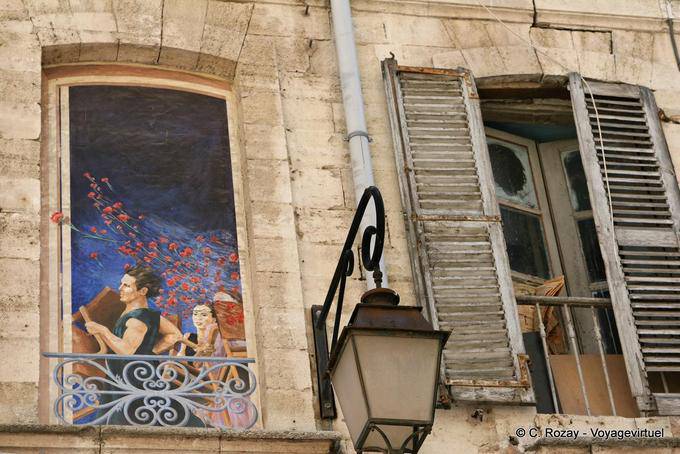 Pintado por Dominique Durand e Marion Pochy, trompe l'oeil Avignon, Provença, França