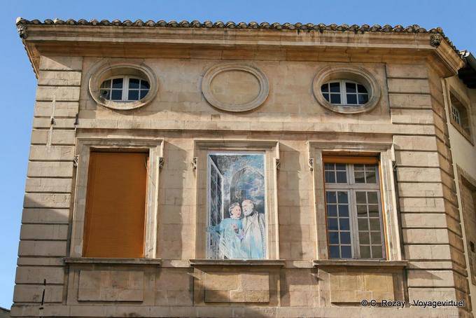 Outra janela pintado sham, centro histórico Avignon, Provença, França