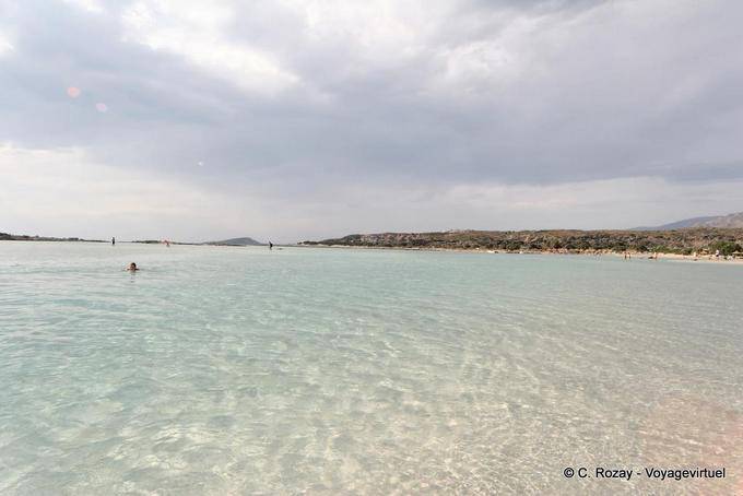 Natureza preservada na reserva Elafonisi - Creta, Grécia