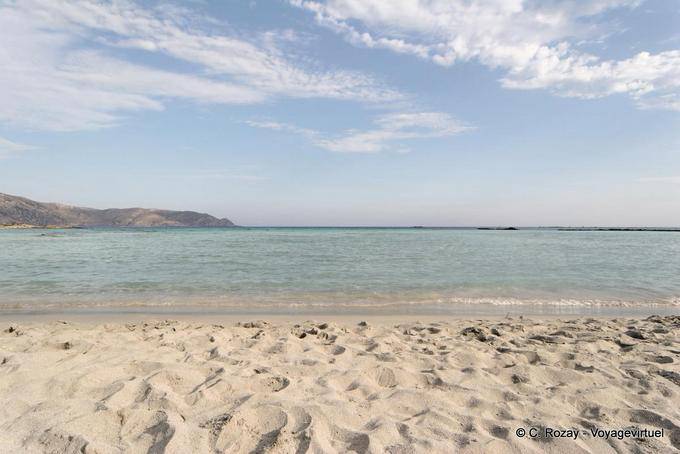 Praia de frente para sudeste, Elafonissi - Creta, Grécia