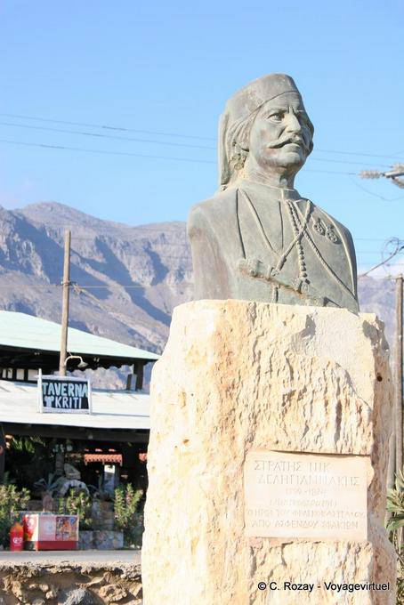 Estátua Fragokastello de Hadzi Michalis Dalianis - Creta, Grécia