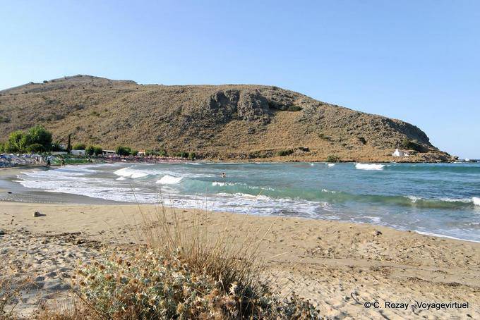 O curso Drapano e da praia, Georgioupoli - Creta, Grécia