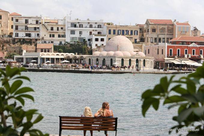Outro ponto de vista da Mesquita Yiali Tzami, Chania - Creta, Grécia