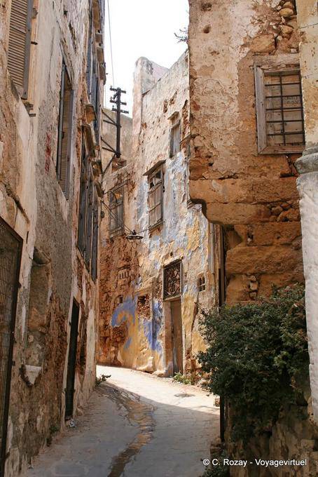 Rua do bairro antigo de Topanas, Chania (τα Χανιά) - Creta, Grécia