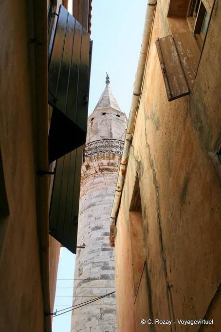 Hania (Chania) Ruelle e minarete - Creta, Grécia