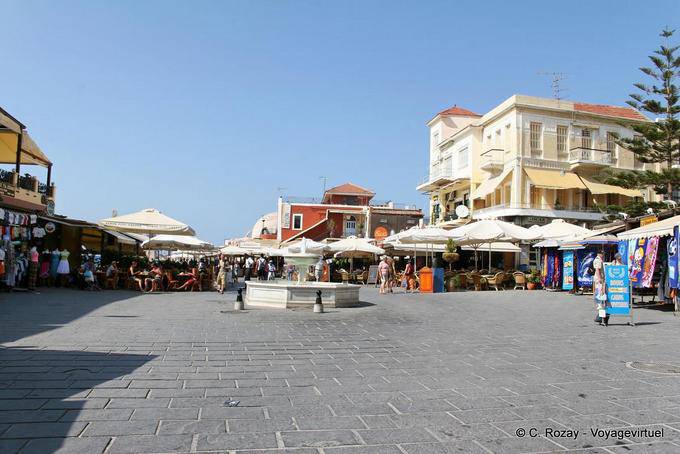 Santrivani, em vez de Mavrovounio (hoje El Venizelos) com fonte de mármore, Chania - Creta, Grécia