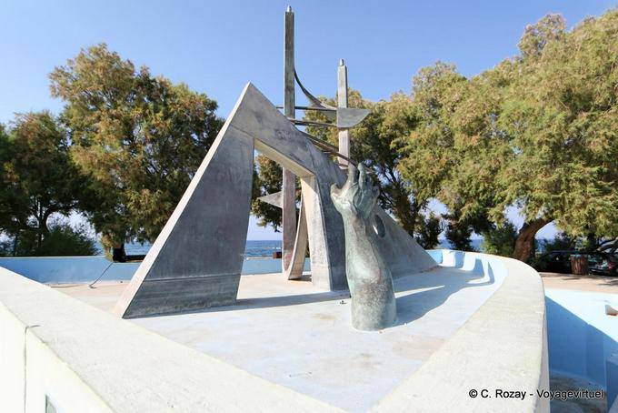 O monumento Mão, Theotokopoulou Street, Chania - Creta, Grécia