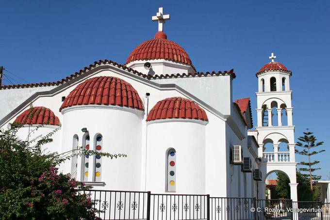 Grande igreja ortodoxa moderna no Messara - Creta, Grécia