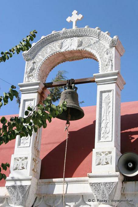 Mini-tower com pavões esculpidas, Vori - Creta, Grécia