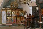 Pequeno nave da parede da igreja com ícones bizantinos, Moni Toplou, Creta.