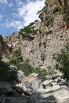 Zaros, caminhar no leito do desfiladeiro, Creta.