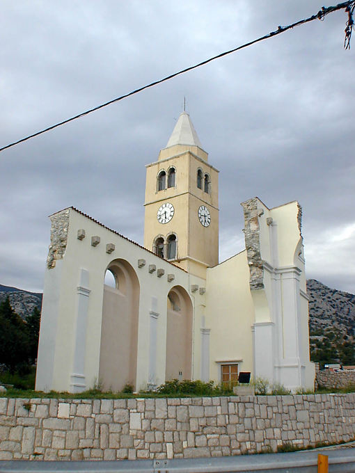 Karlobag, ruínas da igreja, Croacia