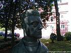 Óculos busto, escultura em bronze, Zadar, Croacia.