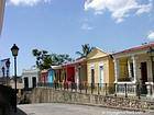 Casas coloridas, a Cuesta hosto, Santo Domingo, Rep. Dominicana.
