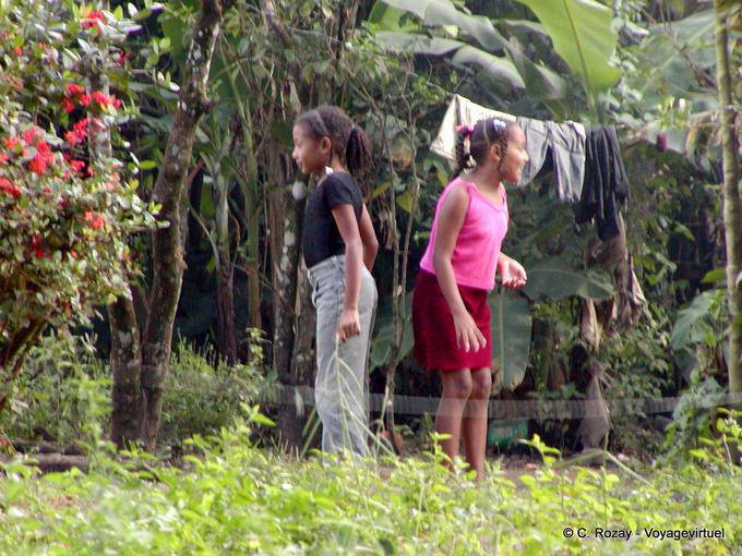 Jogo de Meninas, pulando corda, Rep. Dominicana