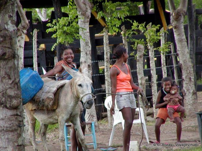 A história da família, Hata Mayor, Rep. Dominicana