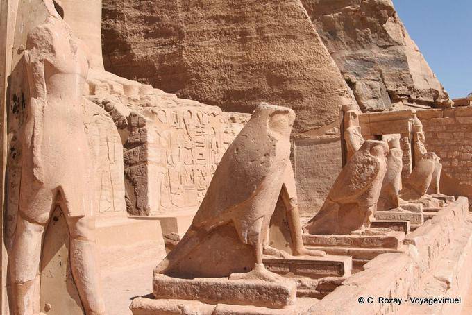 Alinhamento de Horus, Abu Simbel - Egipto