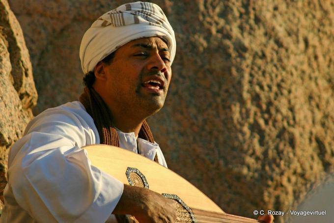 Cantor da música tradicional para o hotel Old Cataract Assuão - Egipto