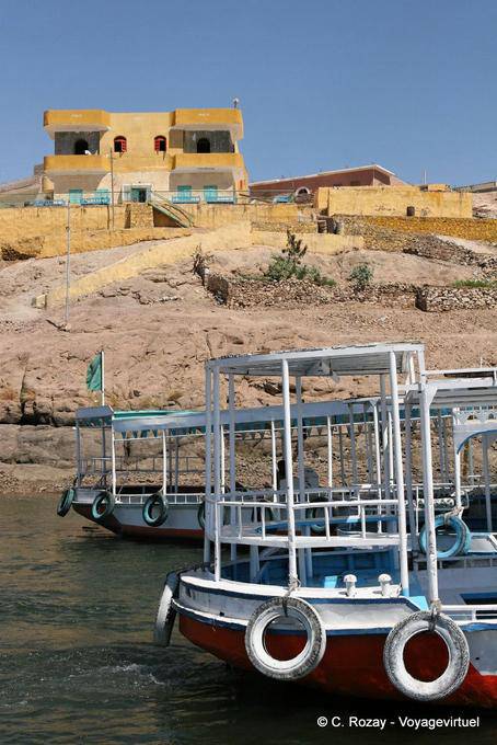 A casa amarela, Sheyakhah Thalethah Philae - Egipto