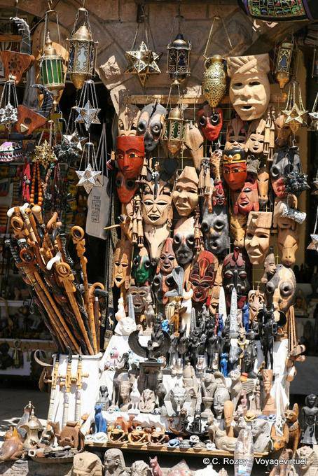 Máscaras e outras bugigangas, fazer compras entre Assuão e Philae - Egipto