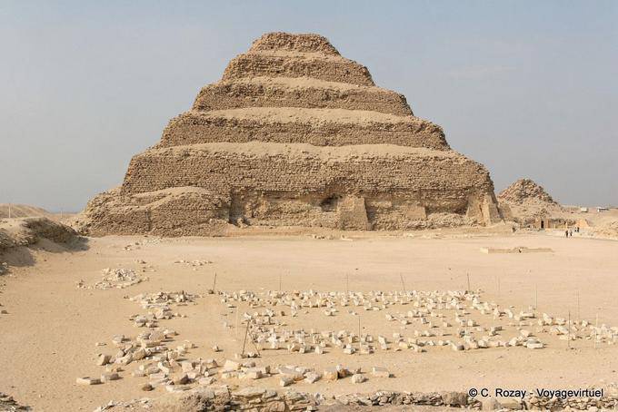 Grau Pirâmide de Djoser (Imhotep), Saqqara - Egipto