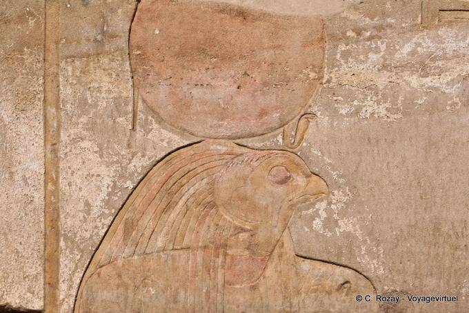 Cor restos de um templo de Horus, Edfu energia solar - Egipto