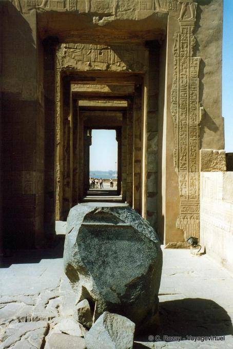 O Santo dos Santos, o templo de Kom Ombo - Egipto