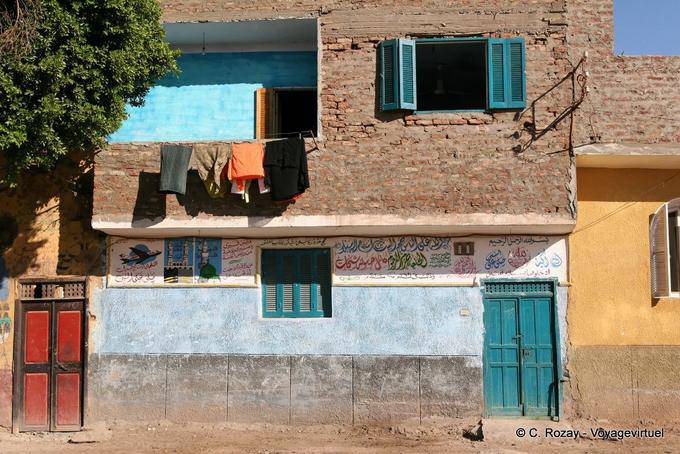 Cores para pichações casa, Luxor - Egipto