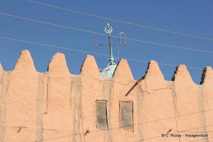 Aliasing de uma antiga Qurna parede - Egipto