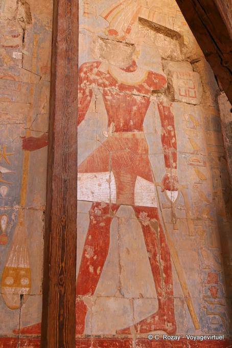 Hatshepsut homem no rosto rasgado, Deir el-Bahari - Egipto