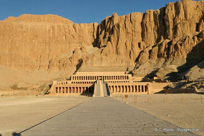 Hatshepsut Hatshepsut Templo de Milhões de anos em Deir el-Bahari - Egipto