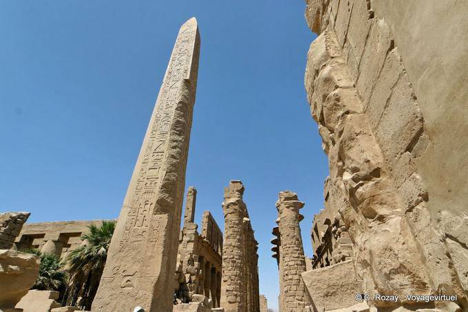 Obelisco de Tutmés I, Templo de Karnak - Egipto
