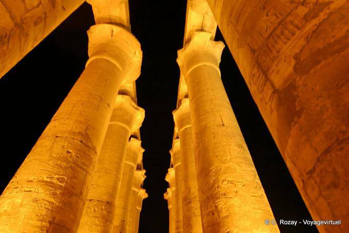 Processional Colunata de Amenhotep III, Luxor - Egipto