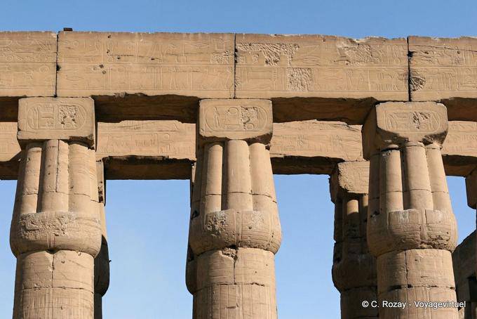 Arqui com o nome de Amenófis, Templo de Luxor - Egipto