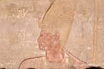 Retenção de cor na representação do faraó, Capela de tecidos, Templo de Edfu, Egipto.