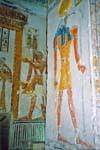 Afrescos coloridos em um vale túmulo dos Reis, Egipto.