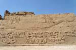 Barco Sagrado em baixo relevo, Templo de Karnak, Egipto.