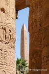 Descoberta do obelisco de Hatshepsut, templo de Karnak, Egipto.