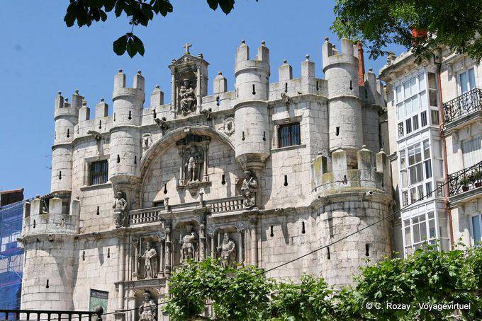 Burgos, Arco de Santa Maria - Espanha