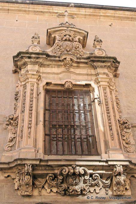 Muito ornamentado janela, Calle Bordadores, Salamanca - Espanha